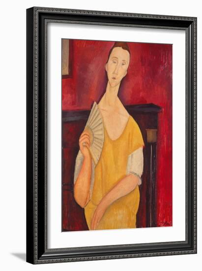 Woman with a Fan, 1919-Amadeo Modigliani-Framed Giclee Print