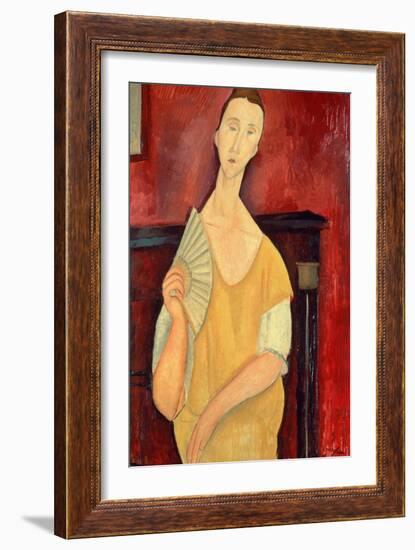 Woman with a Fan (Lunia Czechowska) 1919-Amedeo Modigliani-Framed Giclee Print