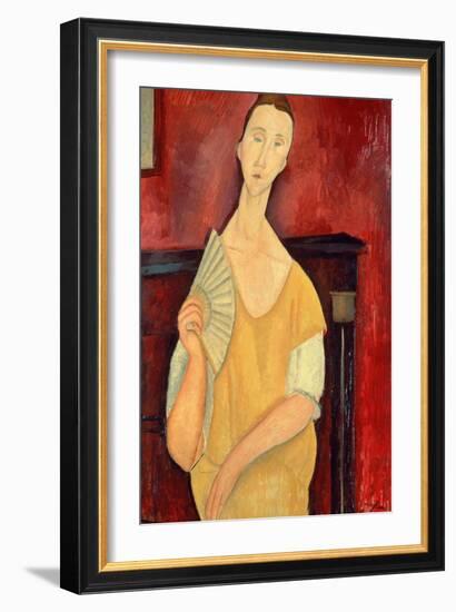 Woman with a Fan (Lunia Czechowska) 1919-Amedeo Modigliani-Framed Giclee Print