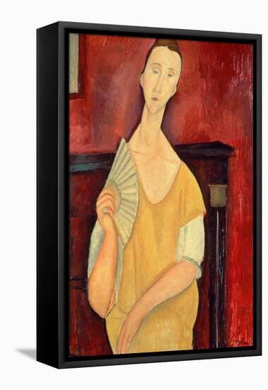 Woman with a Fan (Lunia Czechowska) 1919-Amedeo Modigliani-Framed Premier Image Canvas