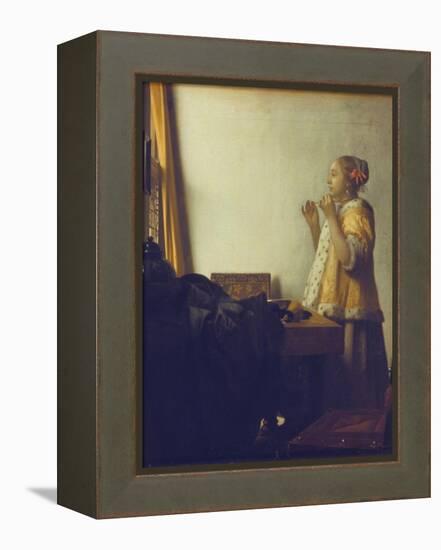 Woman with a Pearl Necklace, 1664-Johannes Vermeer-Framed Premier Image Canvas