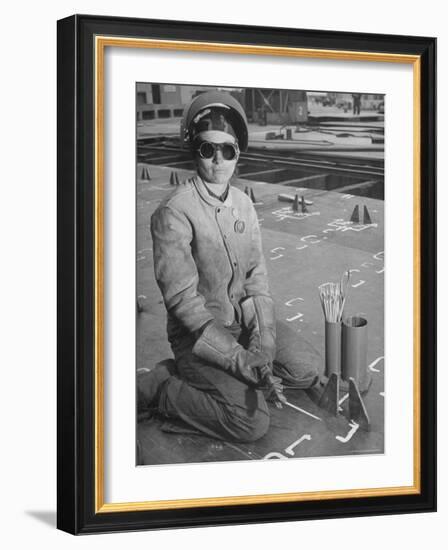 Woman Working as a Ship Welder in the Richmond Shipyards-Hansel Mieth-Framed Photographic Print