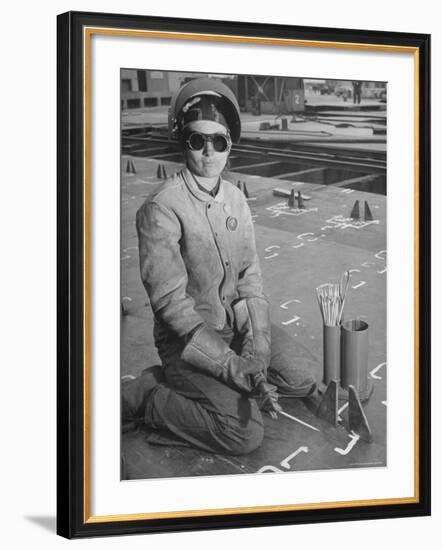 Woman Working as a Ship Welder in the Richmond Shipyards-Hansel Mieth-Framed Photographic Print