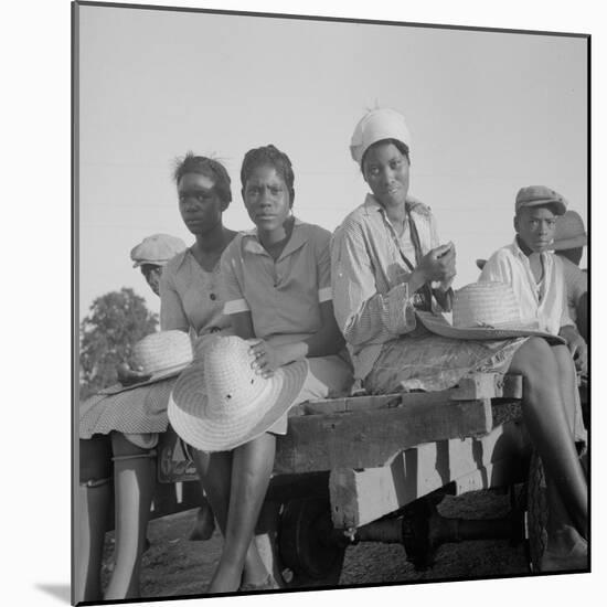 Women being transported from Memphis, Tennessee to an Arkansas plantation, July 1937-Dorothea Lange-Mounted Photographic Print