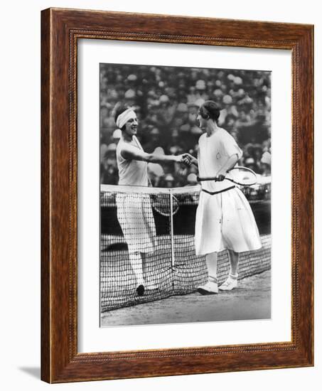 Women Finalist of Wimbledon Tennis Championship : Miss Froy and Suzanne Lenglen (L) in 1925-null-Framed Photo