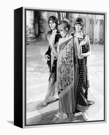 Women in Love-null-Framed Stretched Canvas