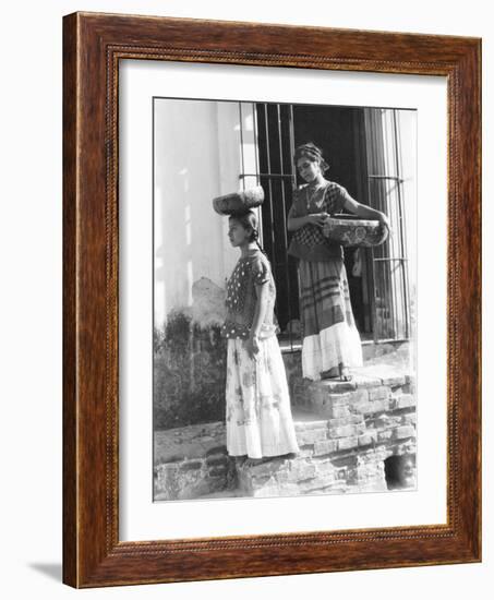 Women in Tehuantepec, Mexico, 1929-Tina Modotti-Framed Giclee Print