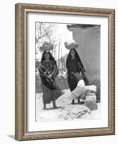 Women in Tehuantepec, Mexico, 1929-Tina Modotti-Framed Photographic Print