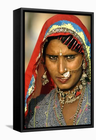 Women of Semi-Nomadic Groups, Rajasthan, Pushkar, India-David Noyes-Framed Premier Image Canvas