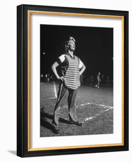 Women Playing Softball-null-Framed Photographic Print