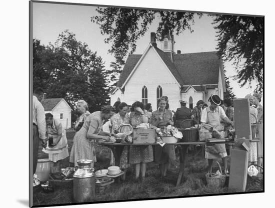 Women Preparing for the Church Picnic-Bob Landry-Mounted Photographic Print