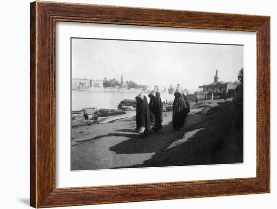 Women Water Carriers, Tigris River, Baghdad, Iraq, 1917-1919-null-Framed Giclee Print