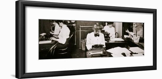 Women working in a typing pool, 1900-Unknown-Framed Photographic Print