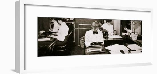 Women working in a typing pool, 1900-Unknown-Framed Photographic Print