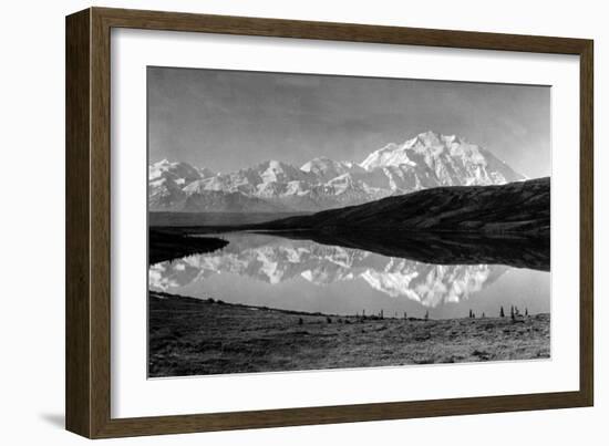 Wonder Lake, Alaska - View of Mount McKinley from the Lake-Lantern Press-Framed Art Print