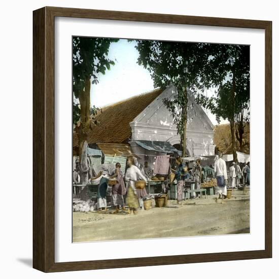 Wonokromo (Island of Java, Indonesia), the Market, around 1900-Leon, Levy et Fils-Framed Photographic Print