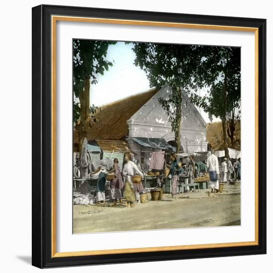 Wonokromo (Island of Java, Indonesia), the Market, around 1900-Leon, Levy et Fils-Framed Photographic Print