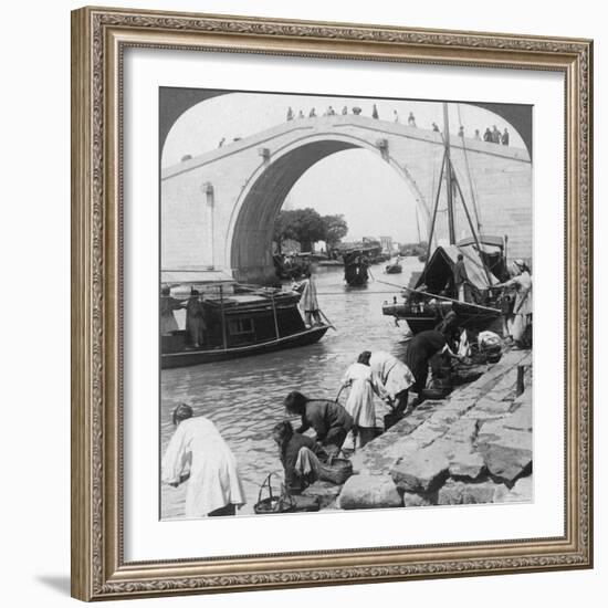 Woo Men Bridge and Grand Imperial Canal, Soo-Chow (Suzho), China, 1900-Underwood & Underwood-Framed Photographic Print