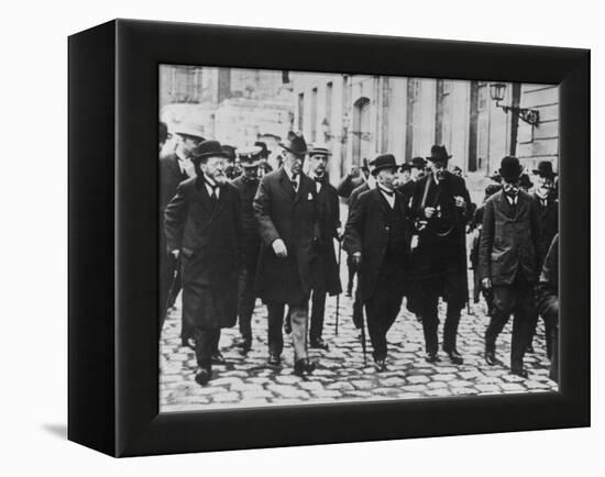 Woodrow Wilson, Georges Clemenceau, Arthur Balfour, and Baron Sonnino-null-Framed Premier Image Canvas