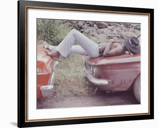 Woodstock Music and Art Festival-Bill Eppridge-Framed Photographic Print