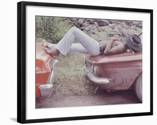 Woodstock Music and Art Festival-Bill Eppridge-Framed Photographic Print