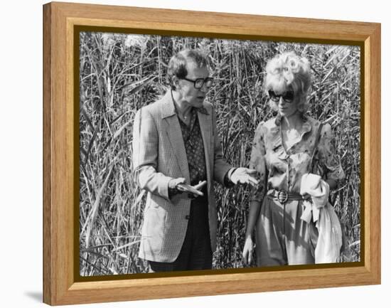 Woody Allen and Mia Farrow BROADWAY DANNY ROSE, 1984 directed by Woody Allen (b/w photo)-null-Framed Stretched Canvas