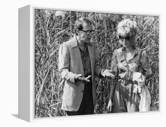 Woody Allen and Mia Farrow BROADWAY DANNY ROSE, 1984 directed by Woody Allen (b/w photo)-null-Framed Stretched Canvas