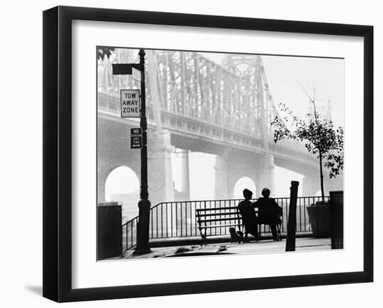 Woody Allen, Diane Keaton, Manhattan, 1979-null-Framed Photographic Print