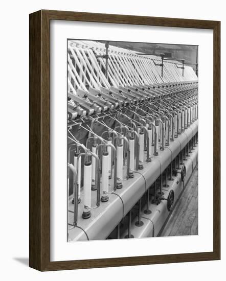 Wool Spinning - Patons and Baldwins-Heinz Zinram-Framed Photographic Print