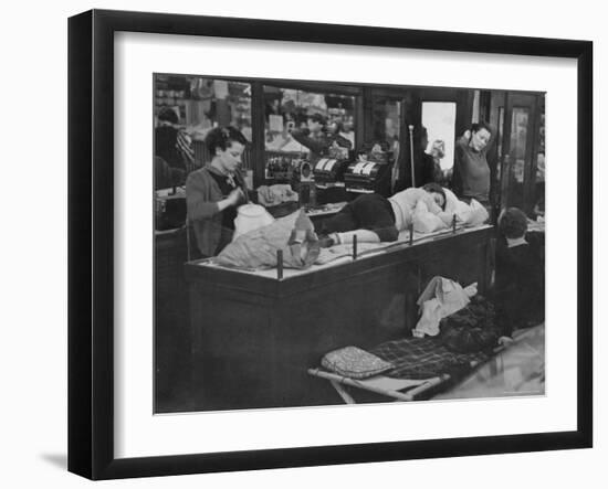 Woolworth Strike-William Vandivert-Framed Photographic Print