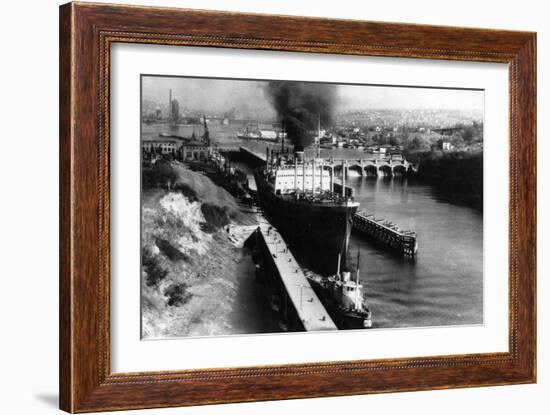 World Famous Ballard Canal Locks in Seattle, WA Photograph - Seattle, WA-Lantern Press-Framed Art Print