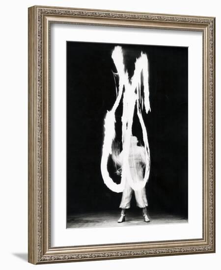 World's Ace Juggler Massimiliano Truzzi Juggling Plates-Gjon Mili-Framed Photographic Print