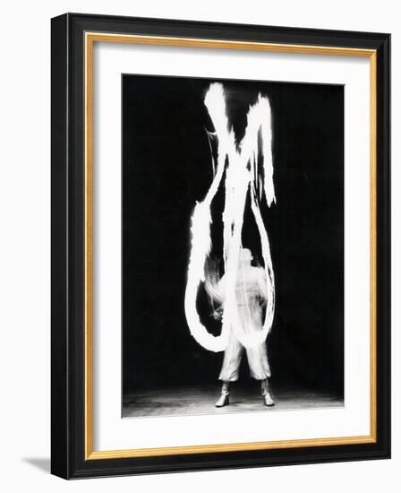 World's Ace Juggler Massimiliano Truzzi Juggling Plates-Gjon Mili-Framed Photographic Print