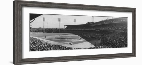 World Series Game Between New York Yankees and Pittsburgh Pirates at Forbes Field-Francis Miller-Framed Premium Photographic Print