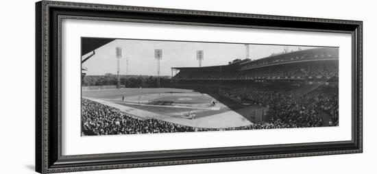 World Series Game Between New York Yankees and Pittsburgh Pirates at Forbes Field-Francis Miller-Framed Premium Photographic Print