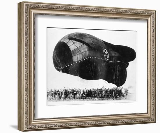 World War I: Airship-null-Framed Photographic Print