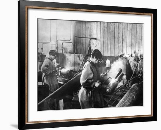 World War I: Women Workers-null-Framed Photographic Print