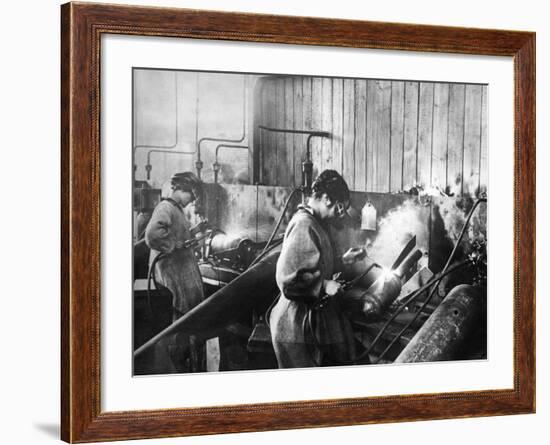 World War I: Women Workers-null-Framed Photographic Print