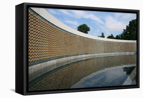 World War II Memorial, Washington DC-Zigi-Framed Premier Image Canvas