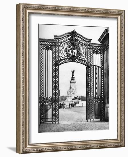 Wought-Iron Gates, Buckingham Palace, London, 1926-1927-McLeish-Framed Giclee Print