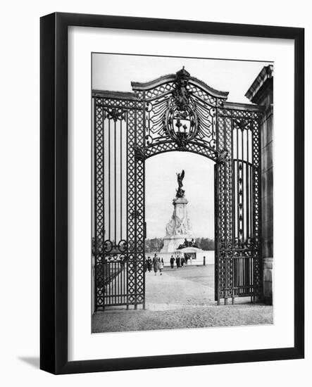 Wought-Iron Gates, Buckingham Palace, London, 1926-1927-McLeish-Framed Giclee Print