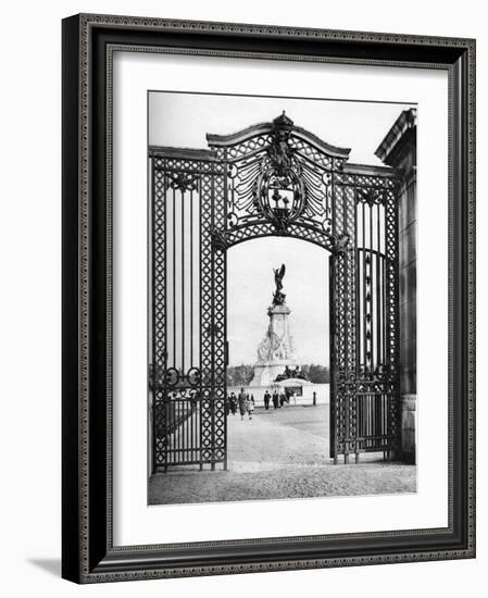 Wought-Iron Gates, Buckingham Palace, London, 1926-1927-McLeish-Framed Giclee Print