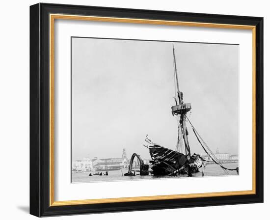 Wreck of the Maine, Havana-null-Framed Photo