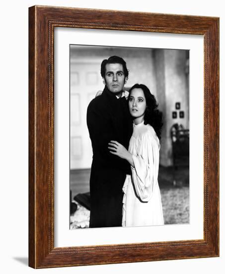 Wuthering Heights, Laurence Olivier, Merle Oberon, 1939-null-Framed Photo