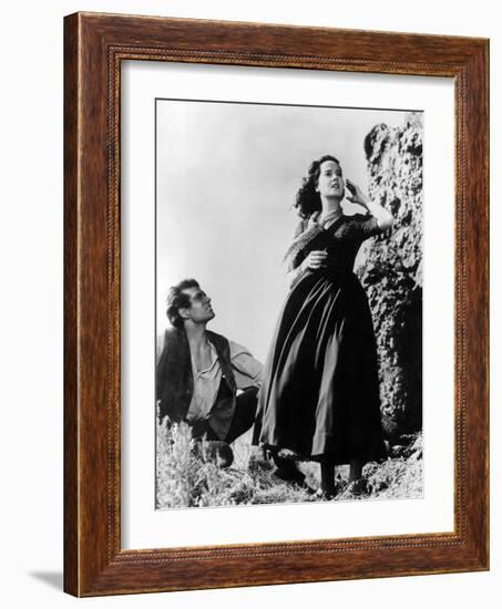 Wuthering Heights, Laurence Olivier, Merle Oberon, 1939-null-Framed Photo