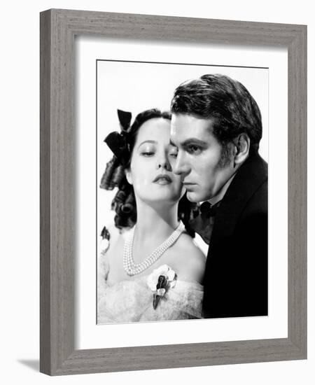 Wuthering Heights, Merle Oberon, Laurence Olivier, 1939-null-Framed Photo