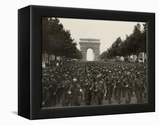 WW2 American Soldiers Marching During the Liberation of Paris, Aug. 26, 1944-null-Framed Stretched Canvas