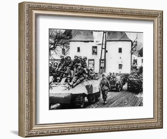 WWII Battle of the Bulge-null-Framed Photographic Print