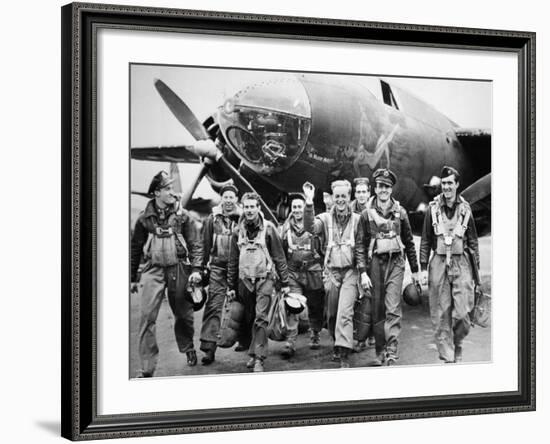 WWII Europe England U.S. Air Force Crews-null-Framed Photographic Print