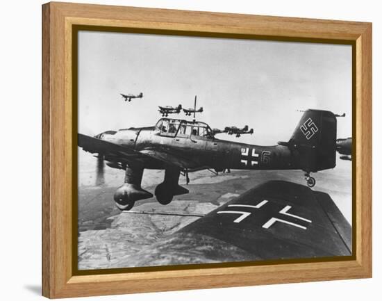 WWII German JU 87 Stuka-null-Framed Premier Image Canvas